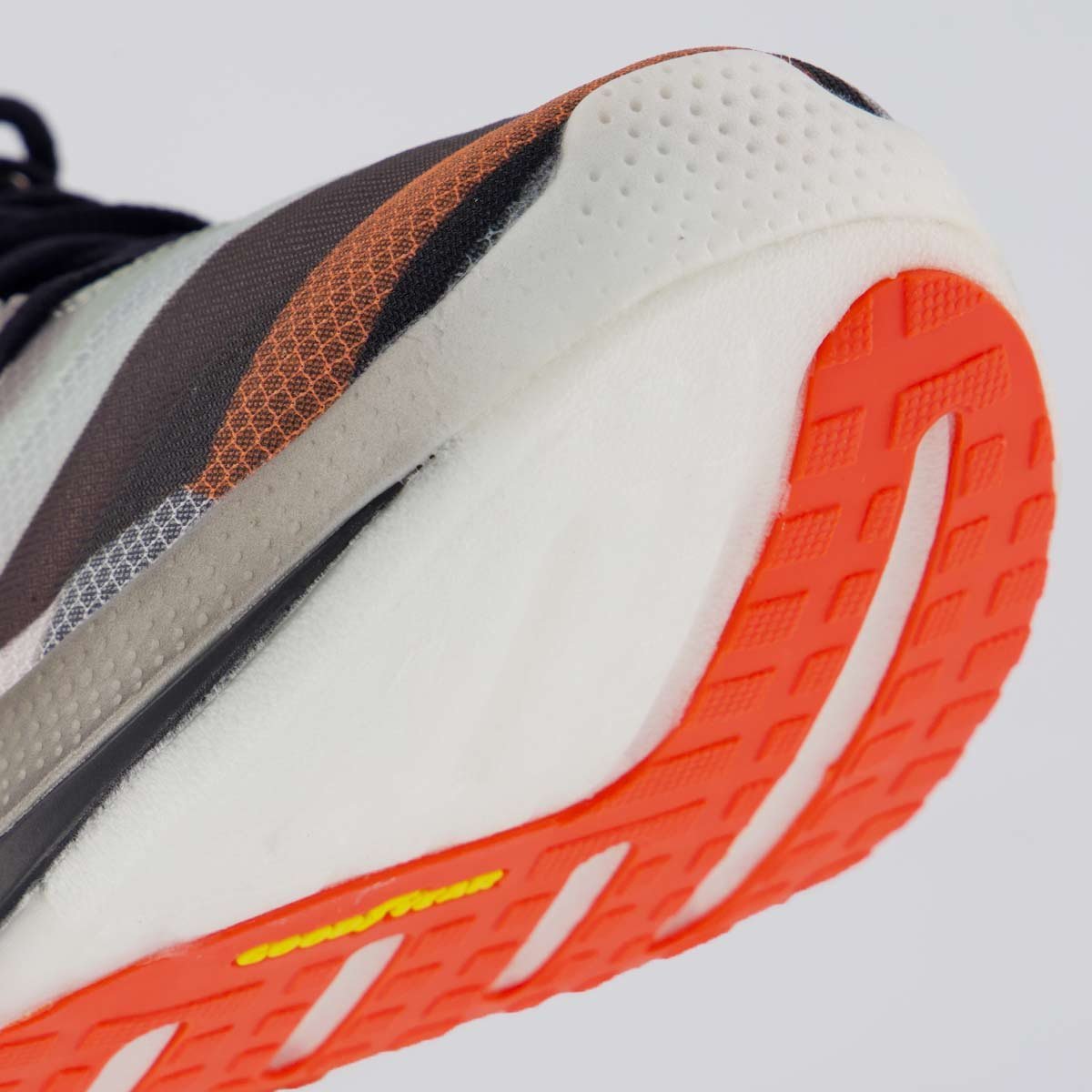 Tênis Skechers Go Run Speed Freek Preto e Branco Multicores 8