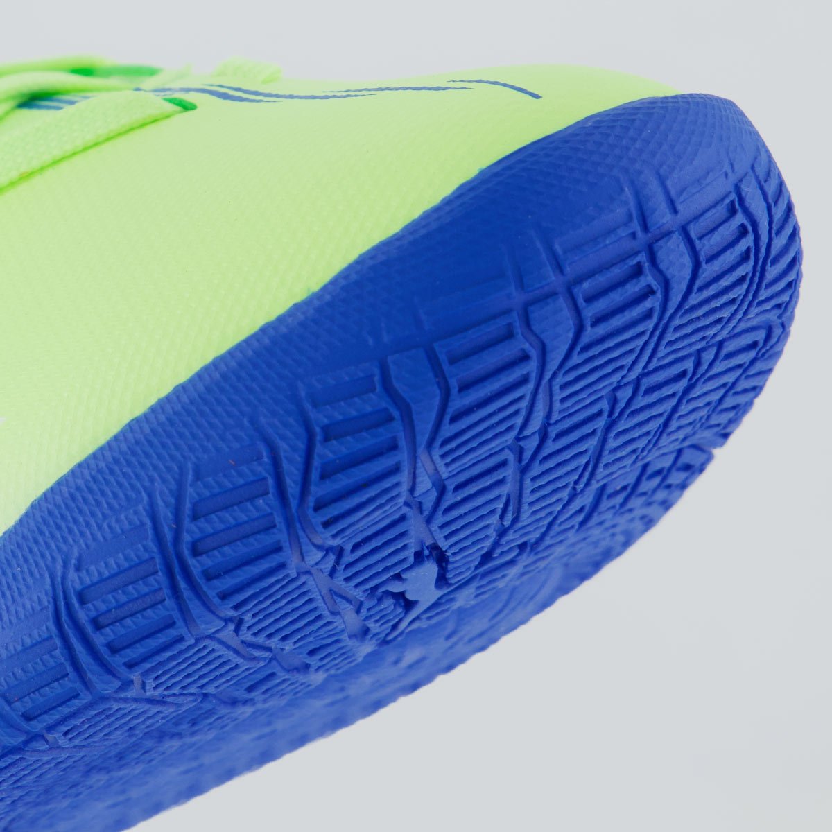 Chuteira Puma Ultra 5 Play Futsal Juvenil Verde Verde/Azul 8
