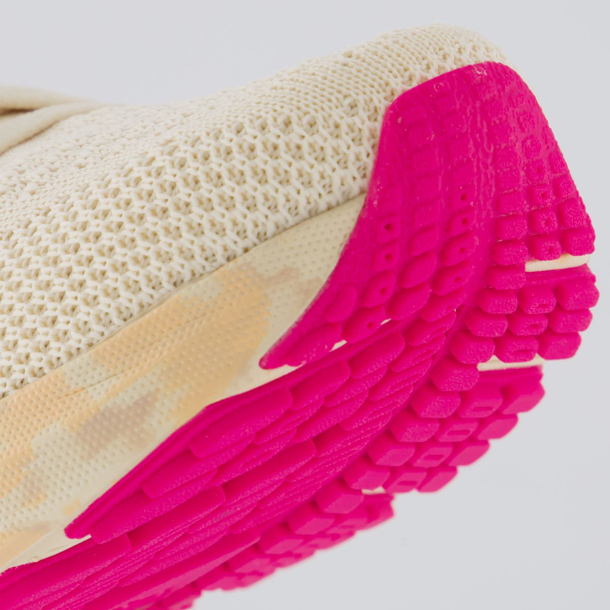 Tênis Under Armour Charged Great Feminino Off White e Rosa White/Rosa 8