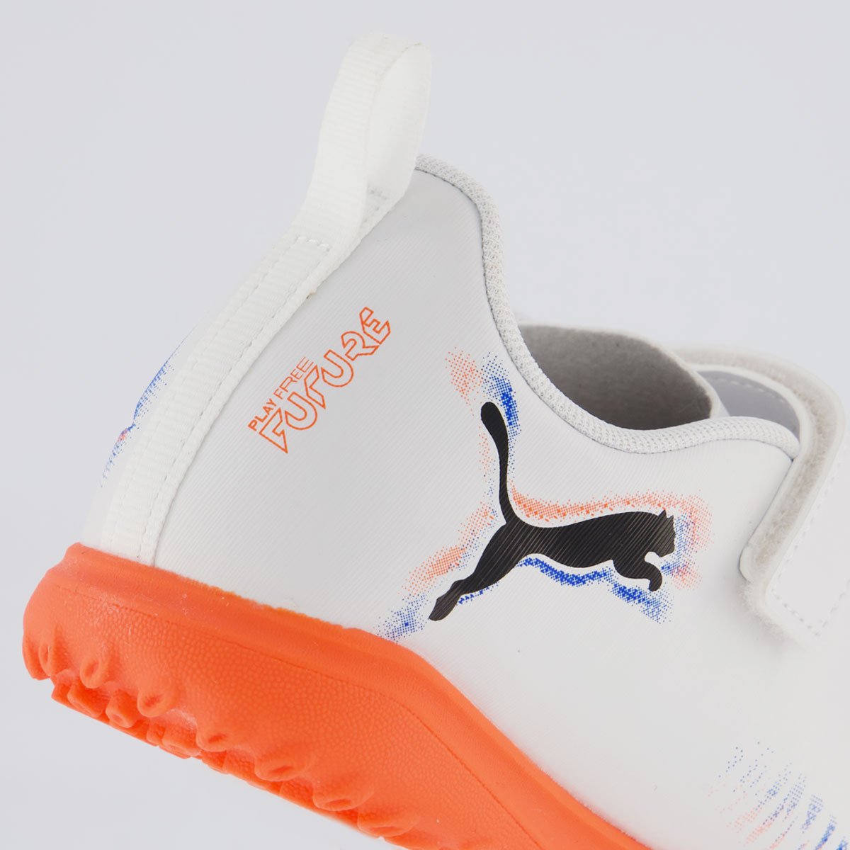 Chuteira Puma Future 8 Play TT V Society Infantil Branca e Laranja Branco/Laranja 6