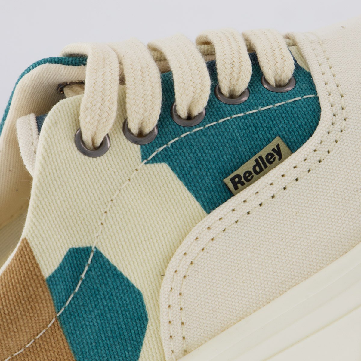 Tênis Redley Originals Camuflado e Off White 7