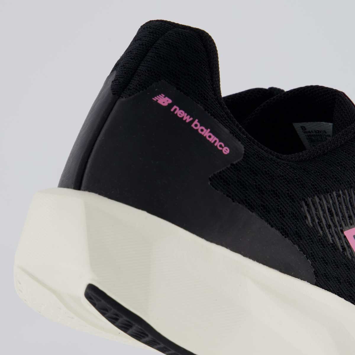 Tênis New Balance 413 V3 Feminino Preto e Rosa Preto/Rosa 6