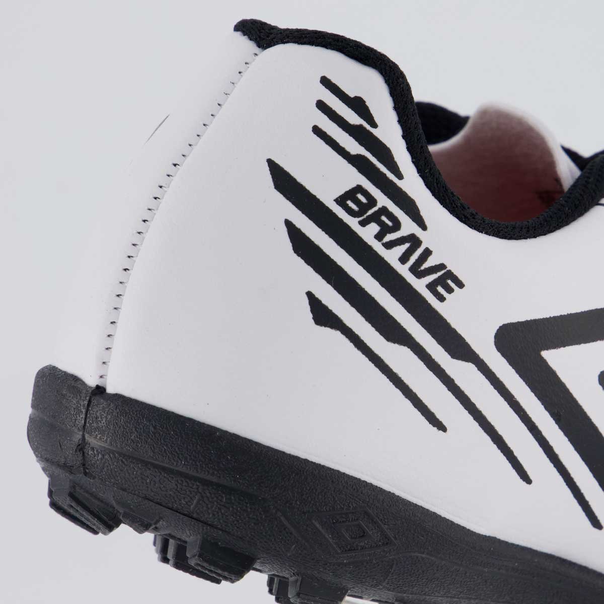 Chuteira Umbro Brave Society Juvenil Branco Branco/Preto 6