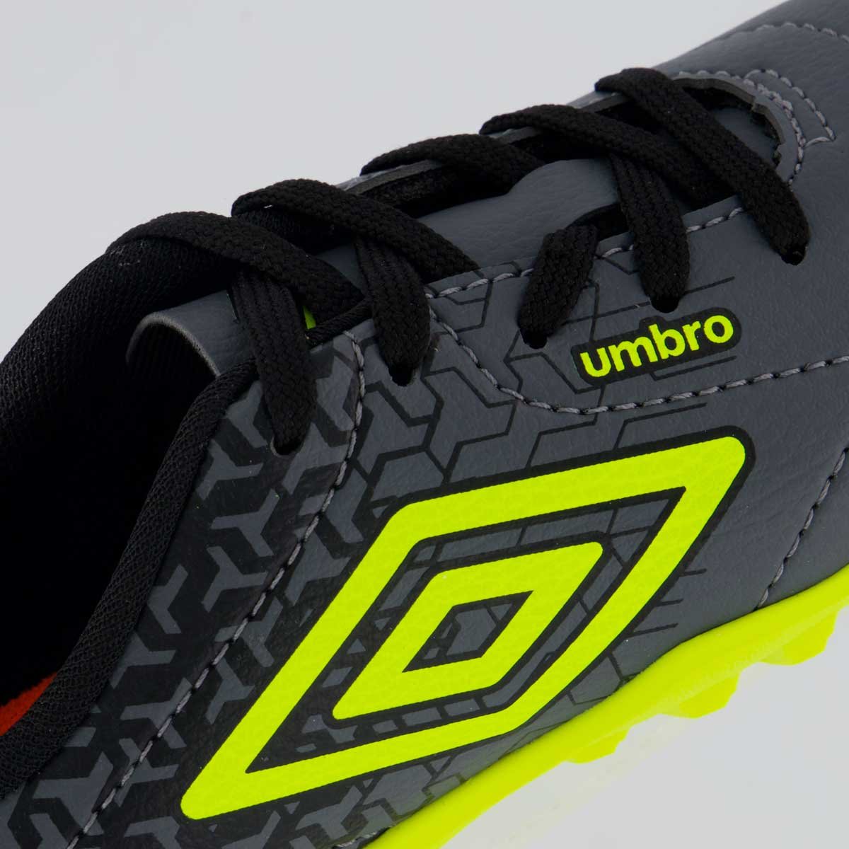 Chuteira Umbro Class Neo Society Juvenil Cinza e Verde Cinza/Verde 7
