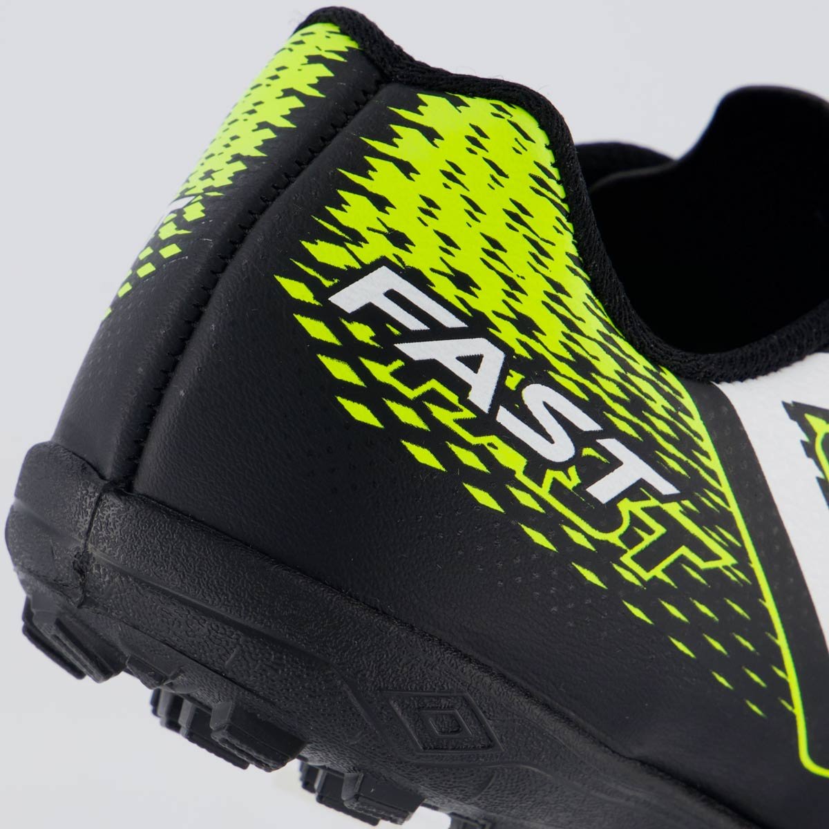 Chuteira Umbro Fast II Society Juvenil Preta Preto/Verde 6