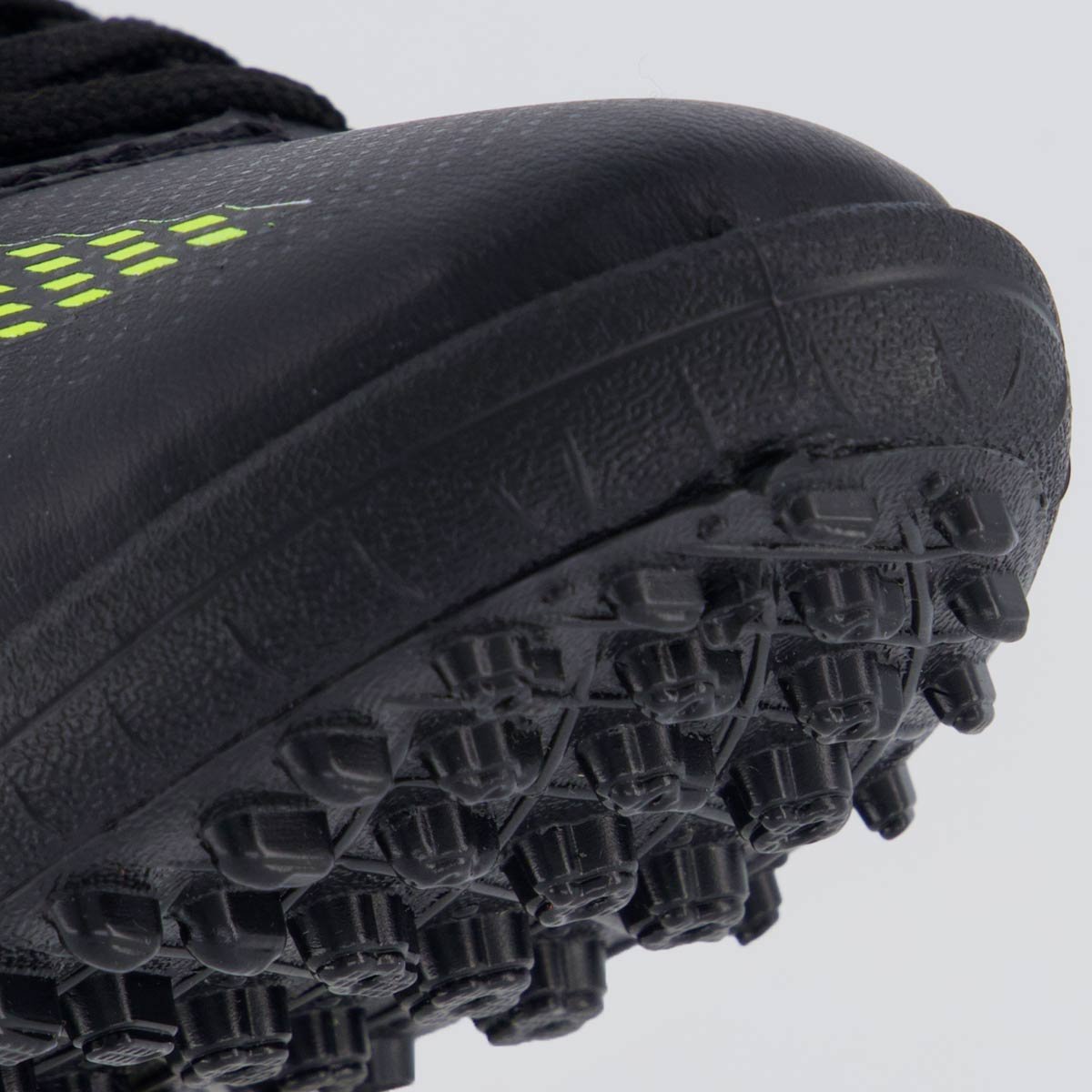 Chuteira Umbro Fast II Society Juvenil Preta Preto/Verde 8