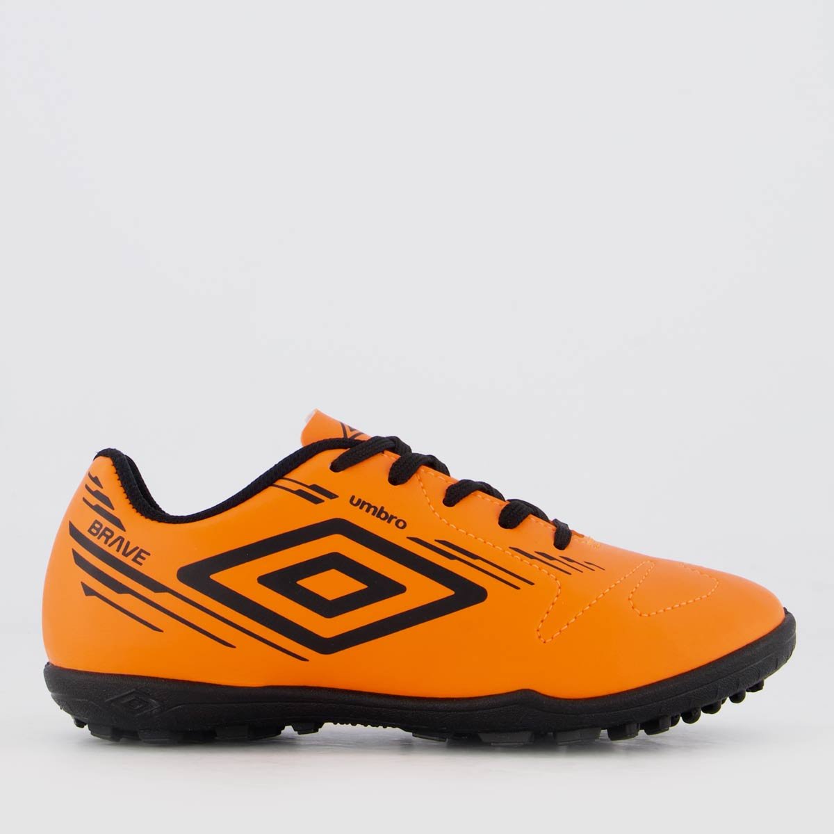 Chuteira Umbro Brave Society Juvenil Laranja e Pre