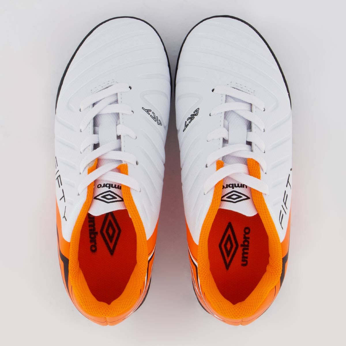 Chuteira Umbro Fifty VI Society Juvenil Branca e Laranja Branco/Laranja 4