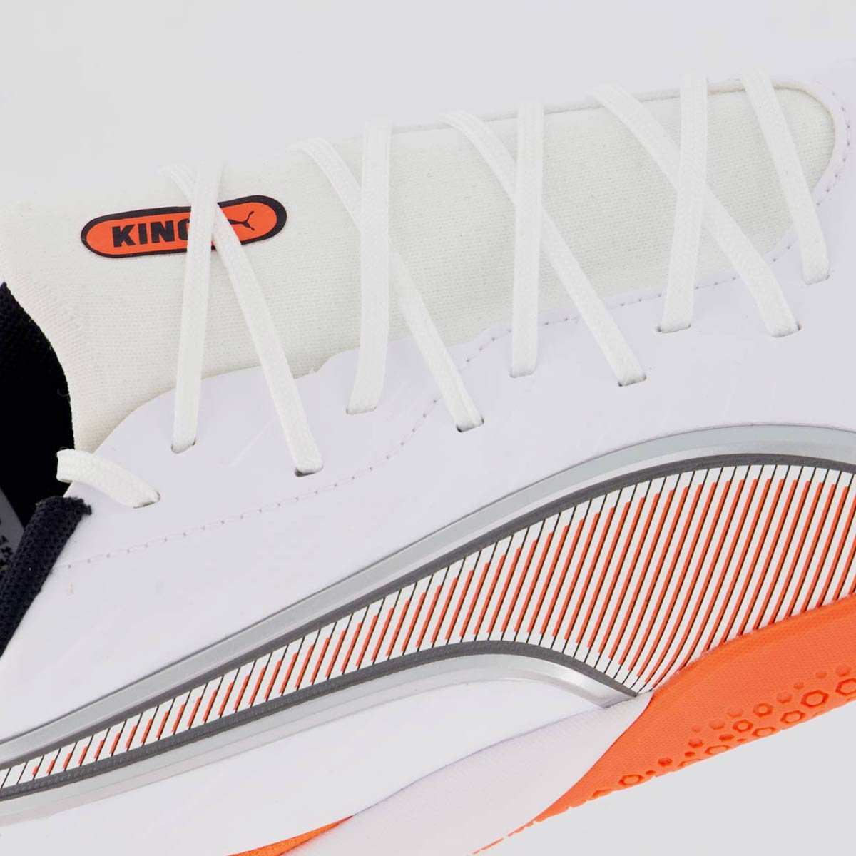 Chuteira Puma King Match IT Futsal Branca e Laranja Branco/Laranja 7