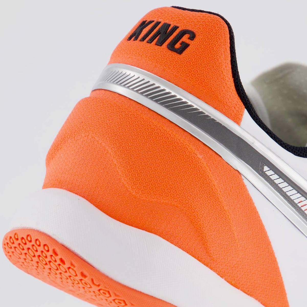 Chuteira Puma King Match IT Futsal Branca e Laranja Branco/Laranja 6