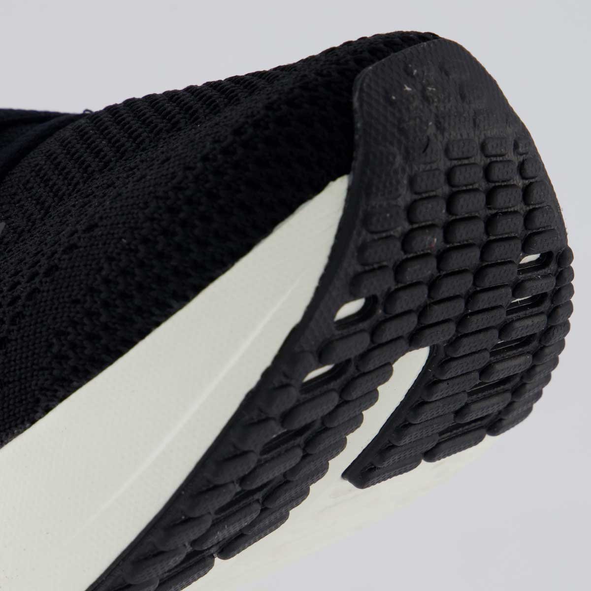 Tênis Under Armour Charged Slight 3 SE Feminino Preto e Roxo Preto/Roxo 8