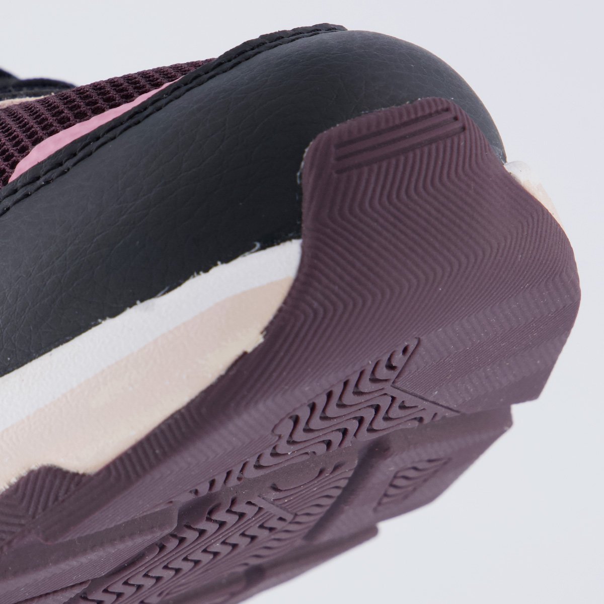 Tênis Puma Trinity Feminino Roxo e Preto Multicores 8