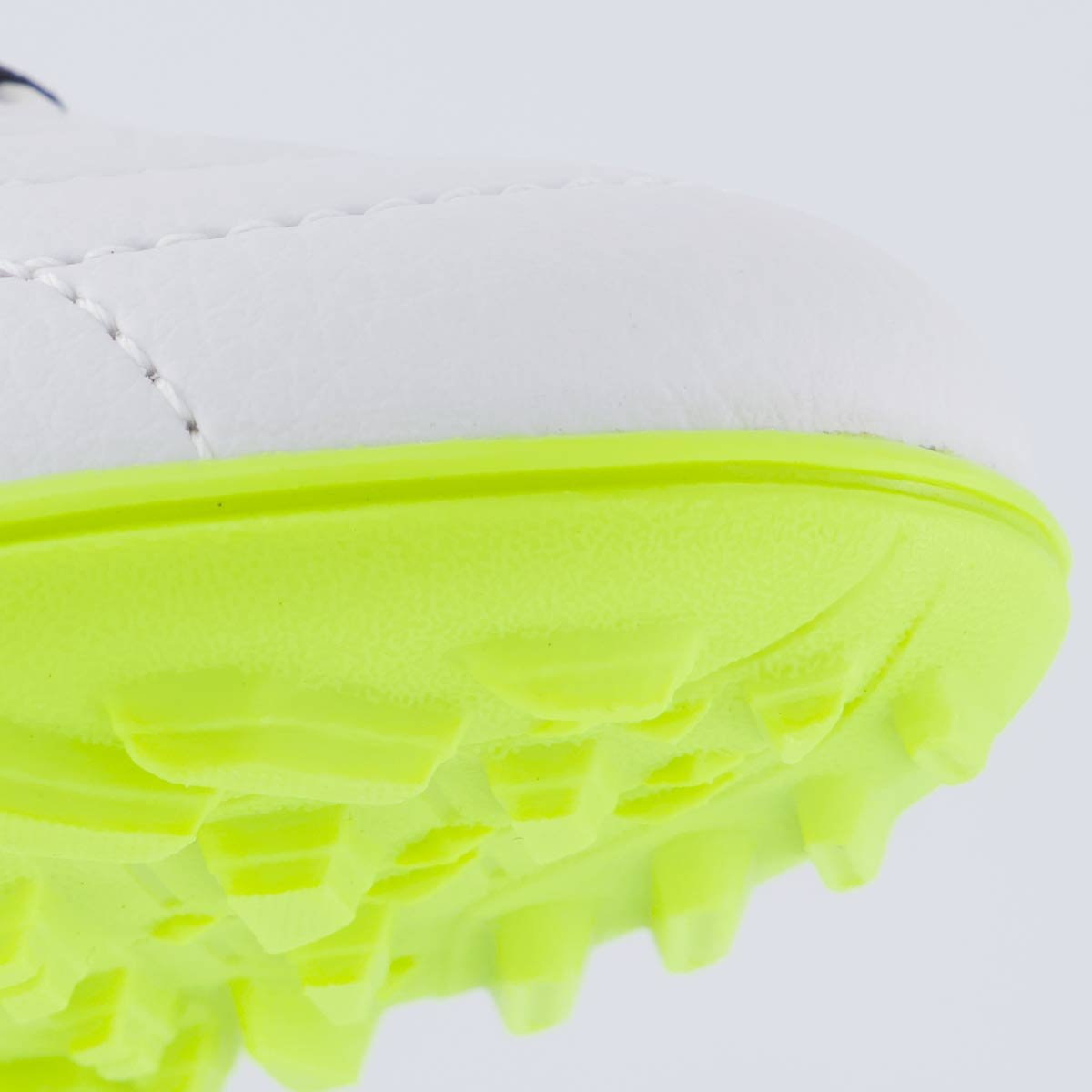 Chuteira Umbro Class Neo Society Juvenil Branca Branco/Amarelo/Preto 8