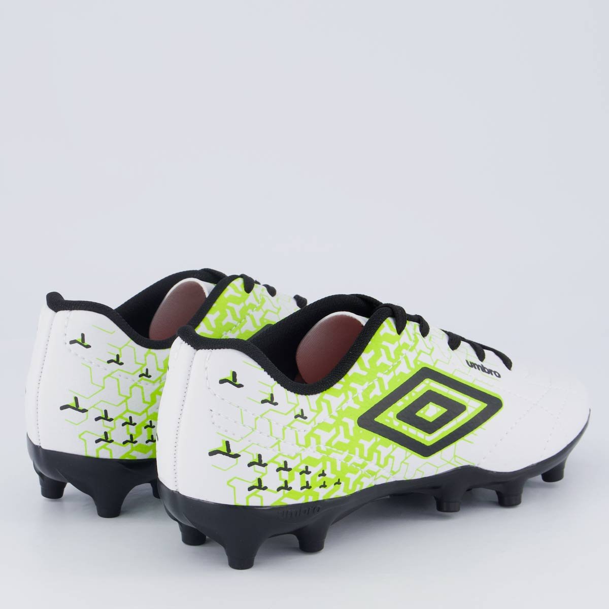 Chuteira Umbro Class Neo Campo Juvenil Branca e Ve Branco/Amarelo/Preto 3
