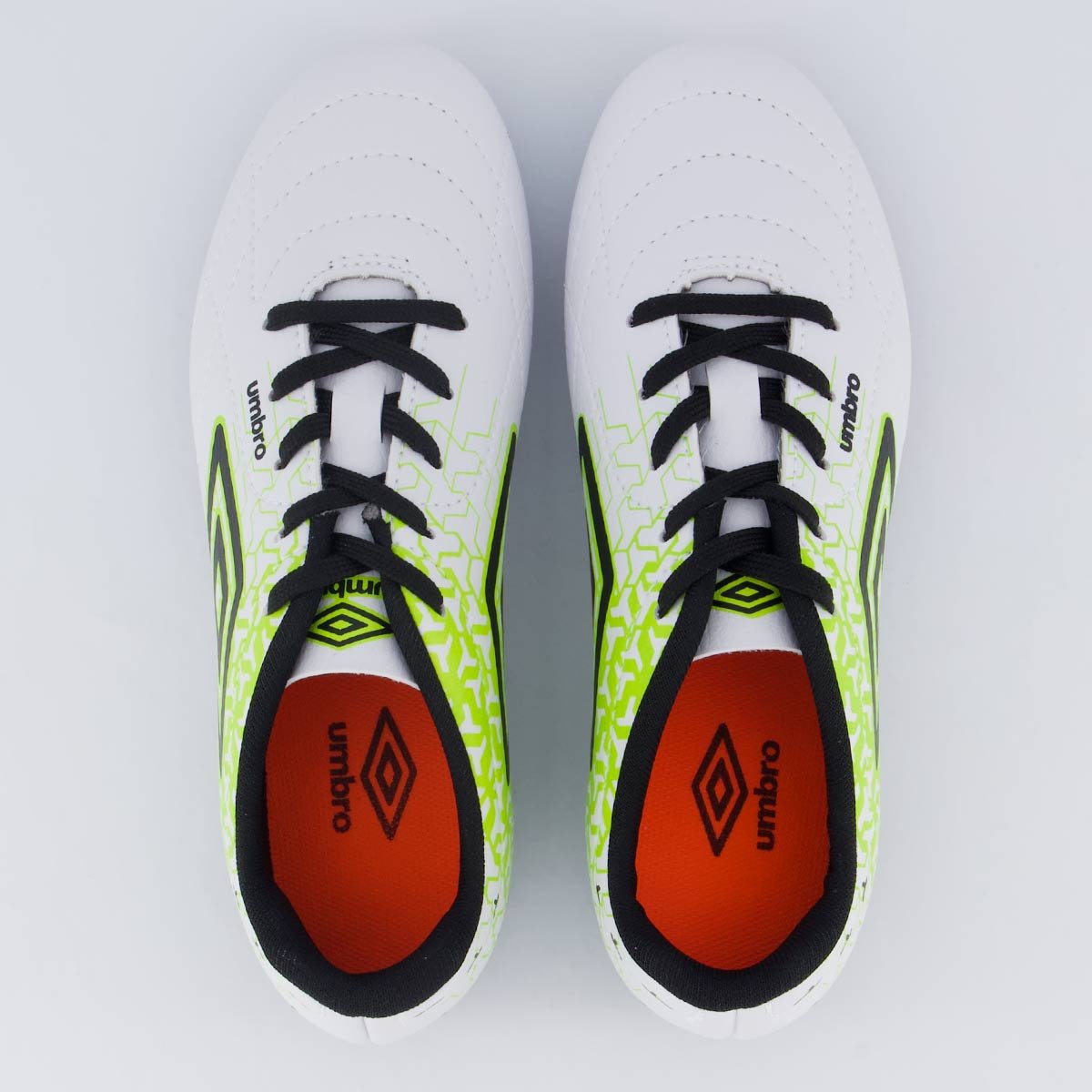Chuteira Umbro Class Neo Campo Juvenil Branca e Ve Branco/Amarelo/Preto 4