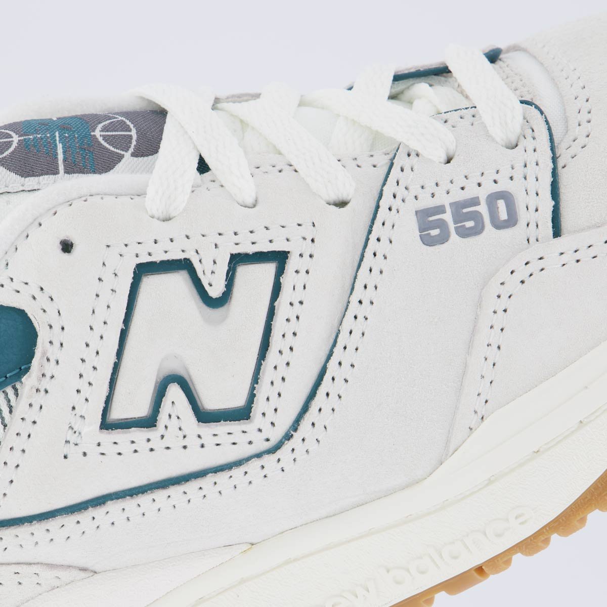 Tênis New Balance 550 Feminino Bege e Verde Bege/Verde 7