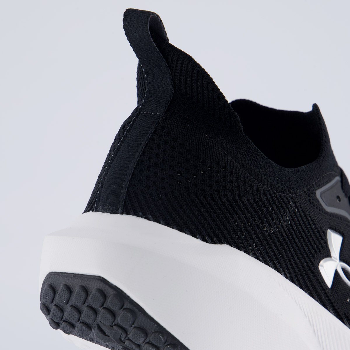 Tênis Under Armour Charged Slight 3 SE Preto Preto/Branco 6