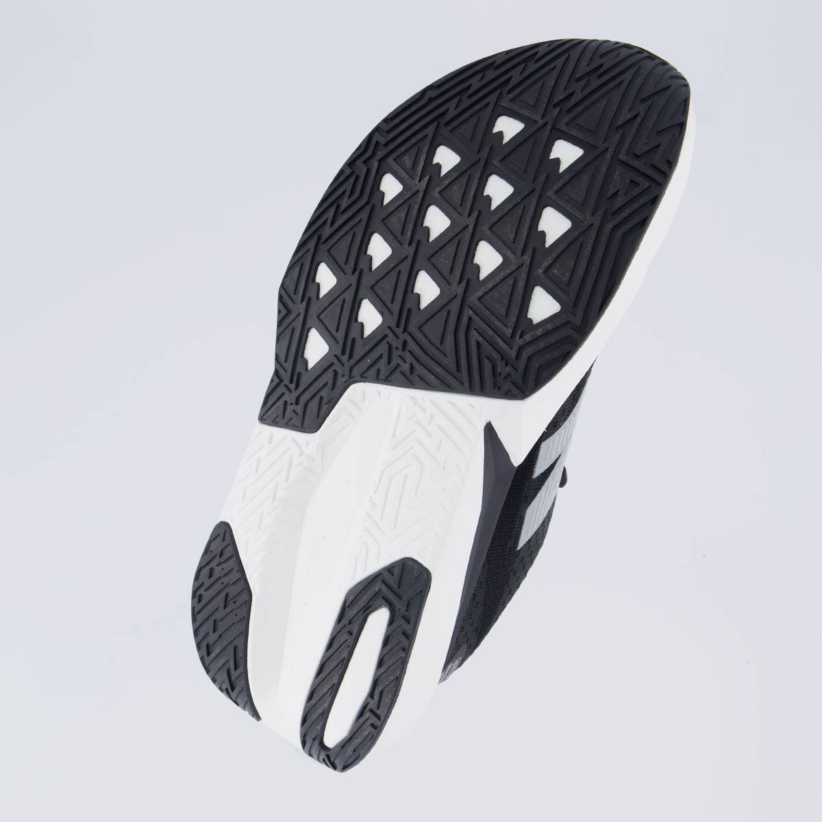 Tênis New Balance Fuelcell Rebel V5 Feminino Preto Preto/Branco 5
