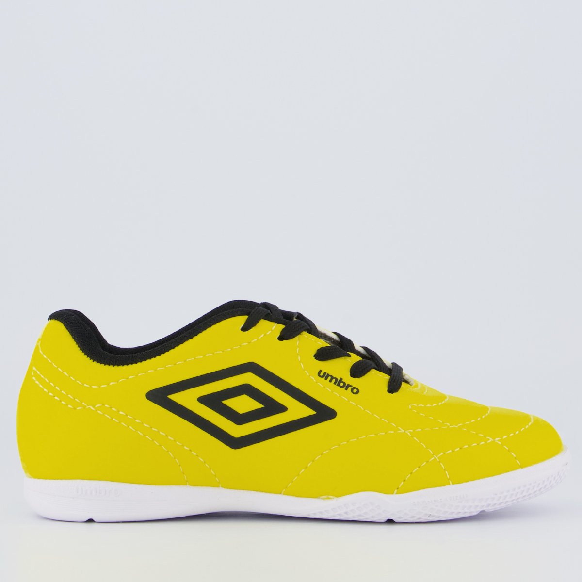Chuteira Umbro Class Footballer Futsal Juvenil Amarela e Preta