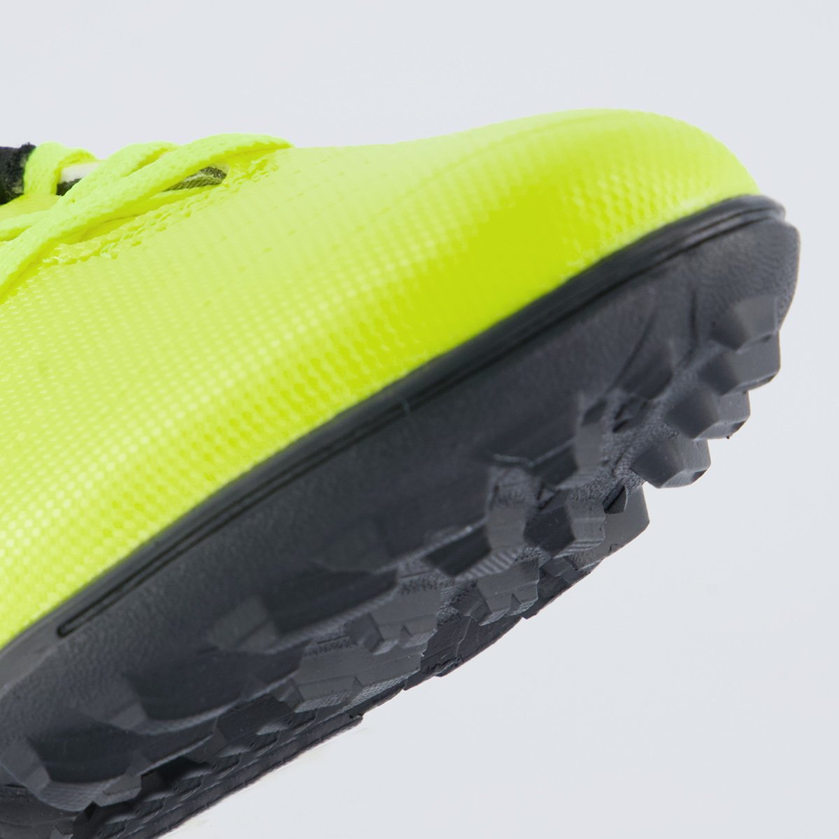Chuteira Umbro Fifty VI Juvenil Society Amarela e Amarelo/Preto 8