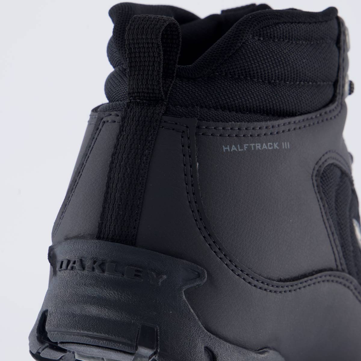 Tênis Oakley Halftrack Low Mid III Preto Preto 6