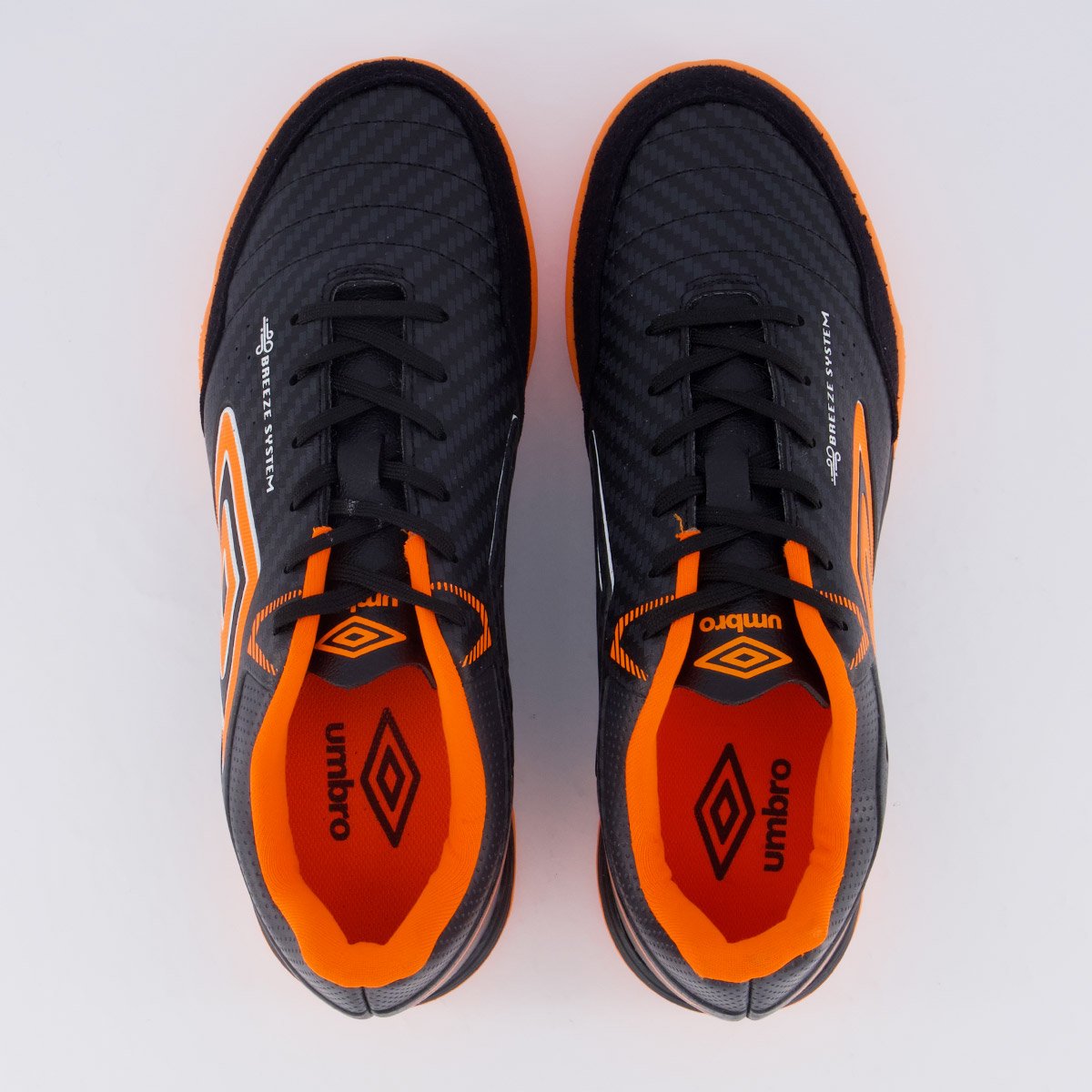 Chuteira Umbro Neo-Confort Society Preta e Laranja Preto/Laranja 4