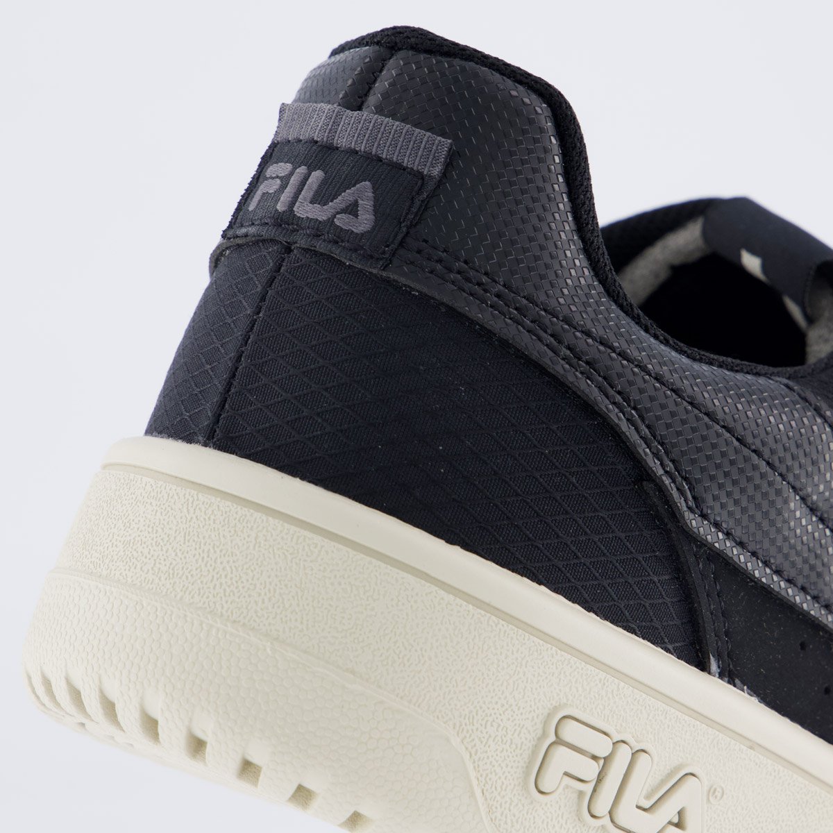Tênis Fila ACD Classic Feminino Preto e Bege Preto/Bege 6