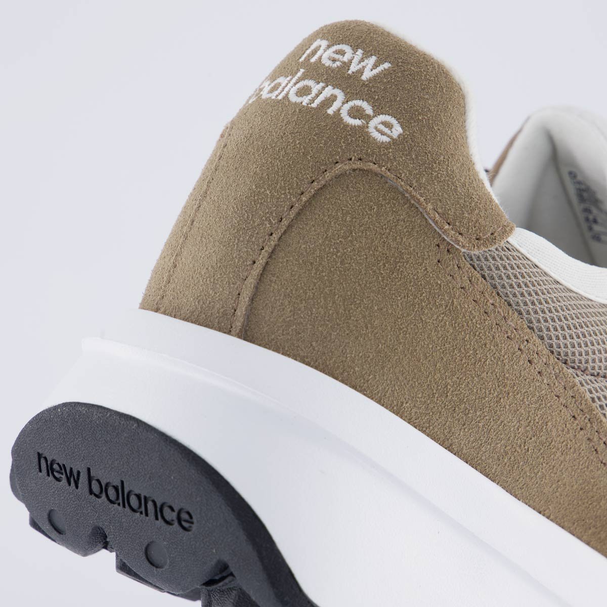 Tênis New Balance 370 V1 Marrom Marrom 6