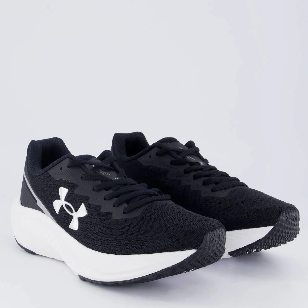 Tênis Under Armour Charged Wing 2 Preto e Branco Preto/Branco 2