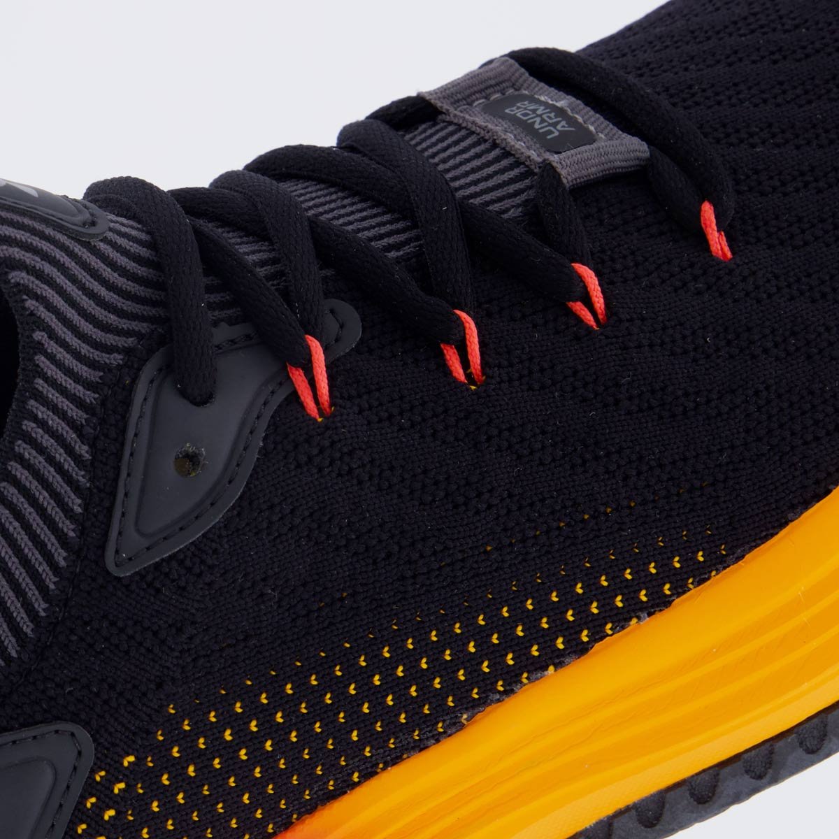 Tênis Under Armour Hooper Preto e Laranja Preto/Laranja 7