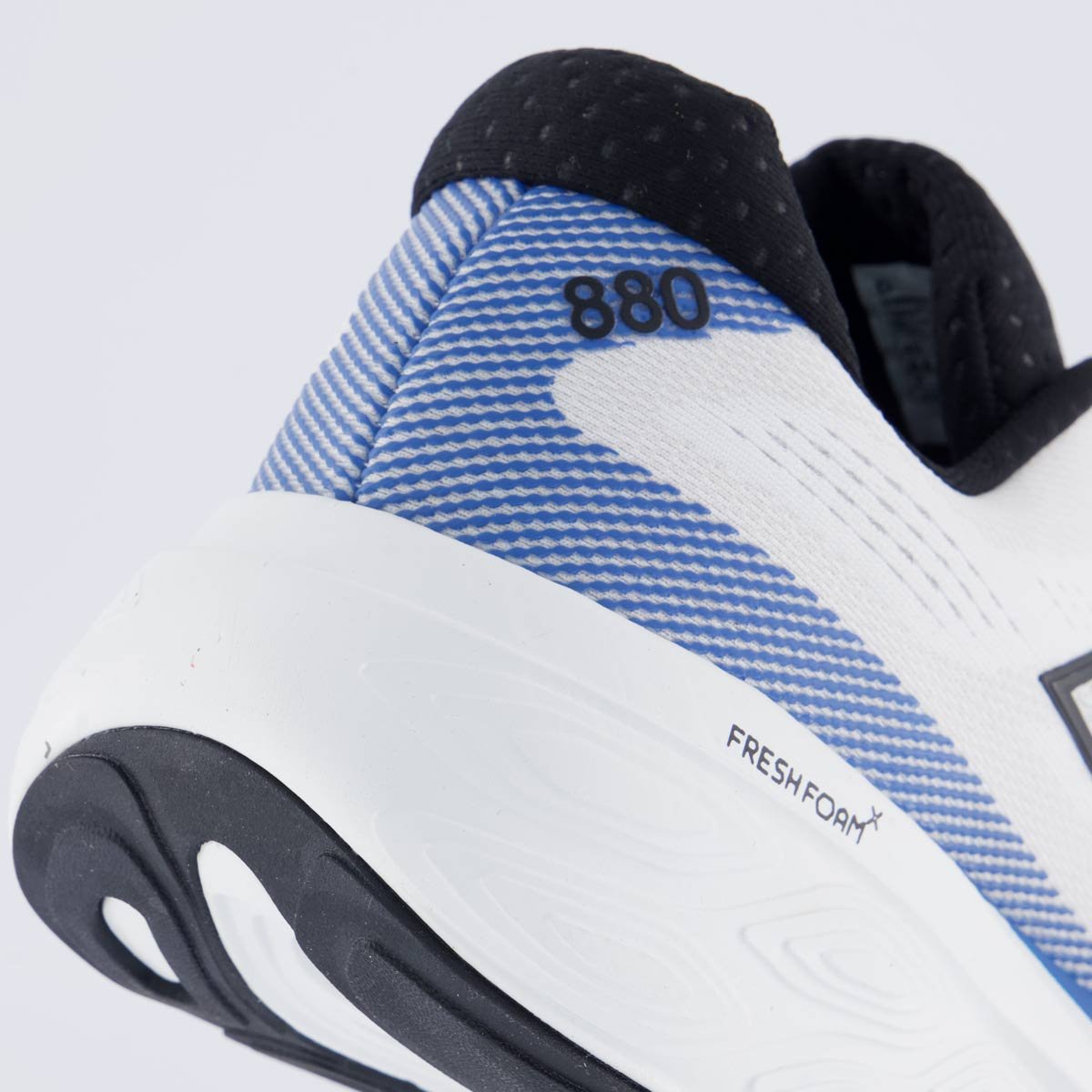 Tênis New Balance Fresh Foam X 880 V15 Branco e Azul Branco/Azul 6