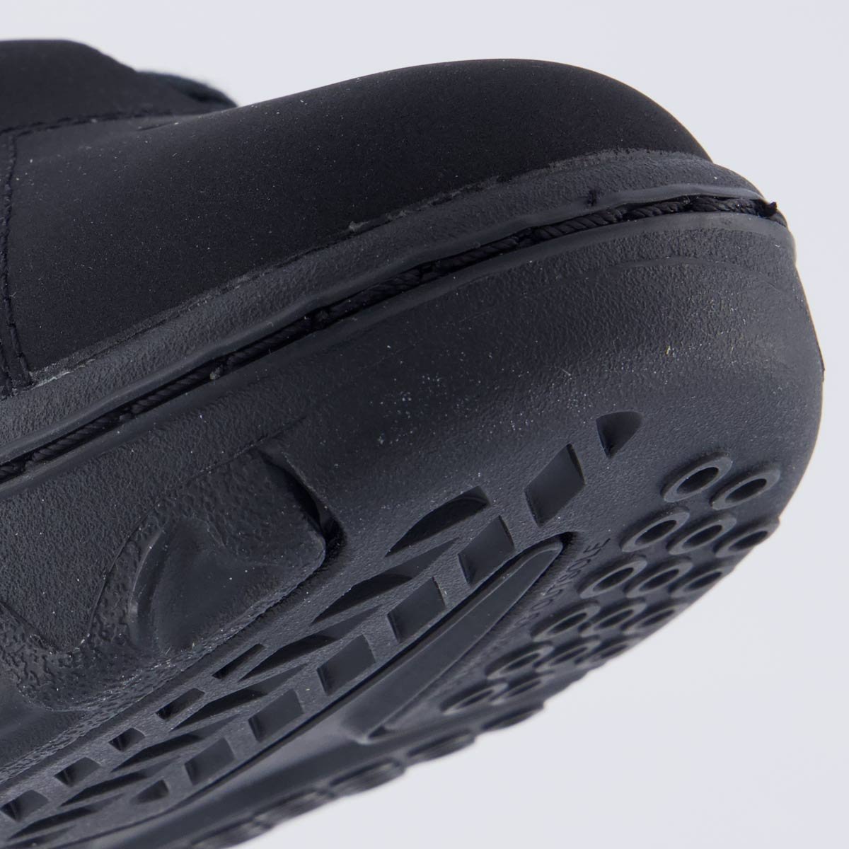 Tênis Reebok BB4500 DMX Preta e Branca Preto 8
