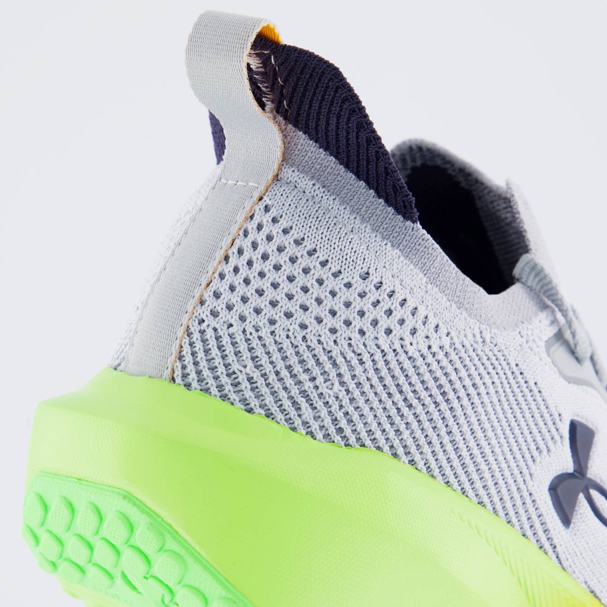 Tênis Under Armour Charged Slight 3 SE Cinza Cinza/Laranja 6