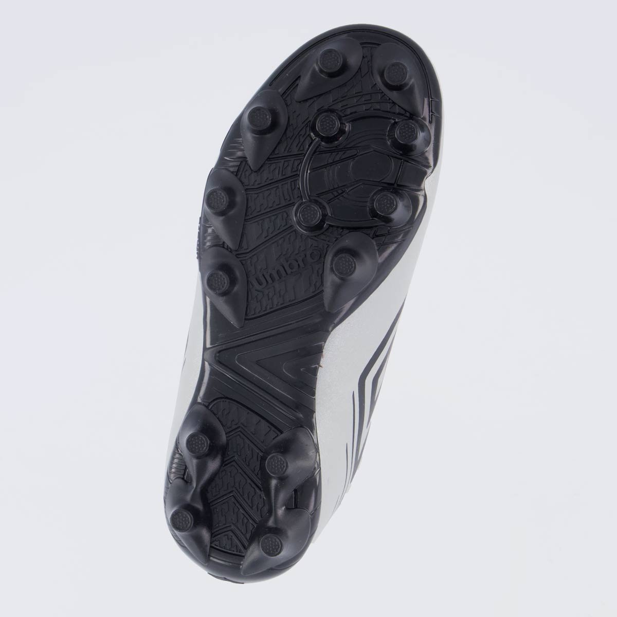 Chuteira Umbro Brave Campo Juvenil Cinza e Preto Cinza/Preto 5
