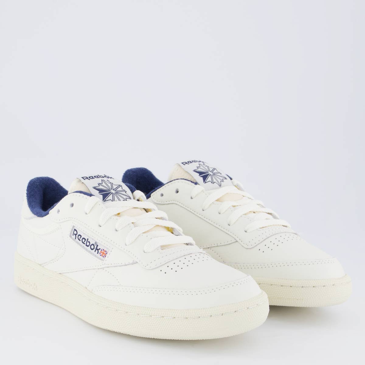 Tênis Reebok Club C 85 Vintage Off White e Marinho Off White/Azul 2