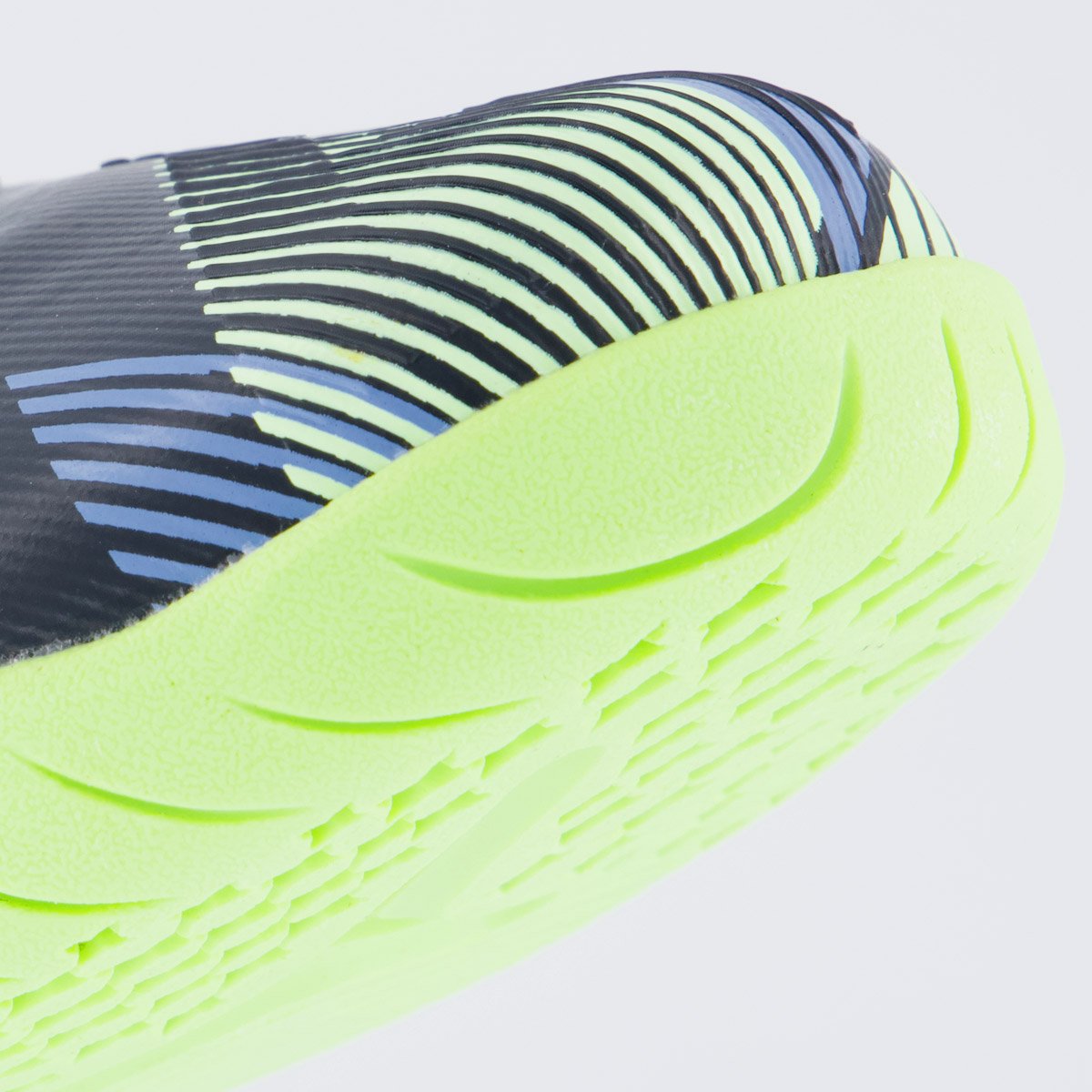 Chuteira Puma Future 7 Match Futsal Juvenil Verde e Branca Azul/Verde 8