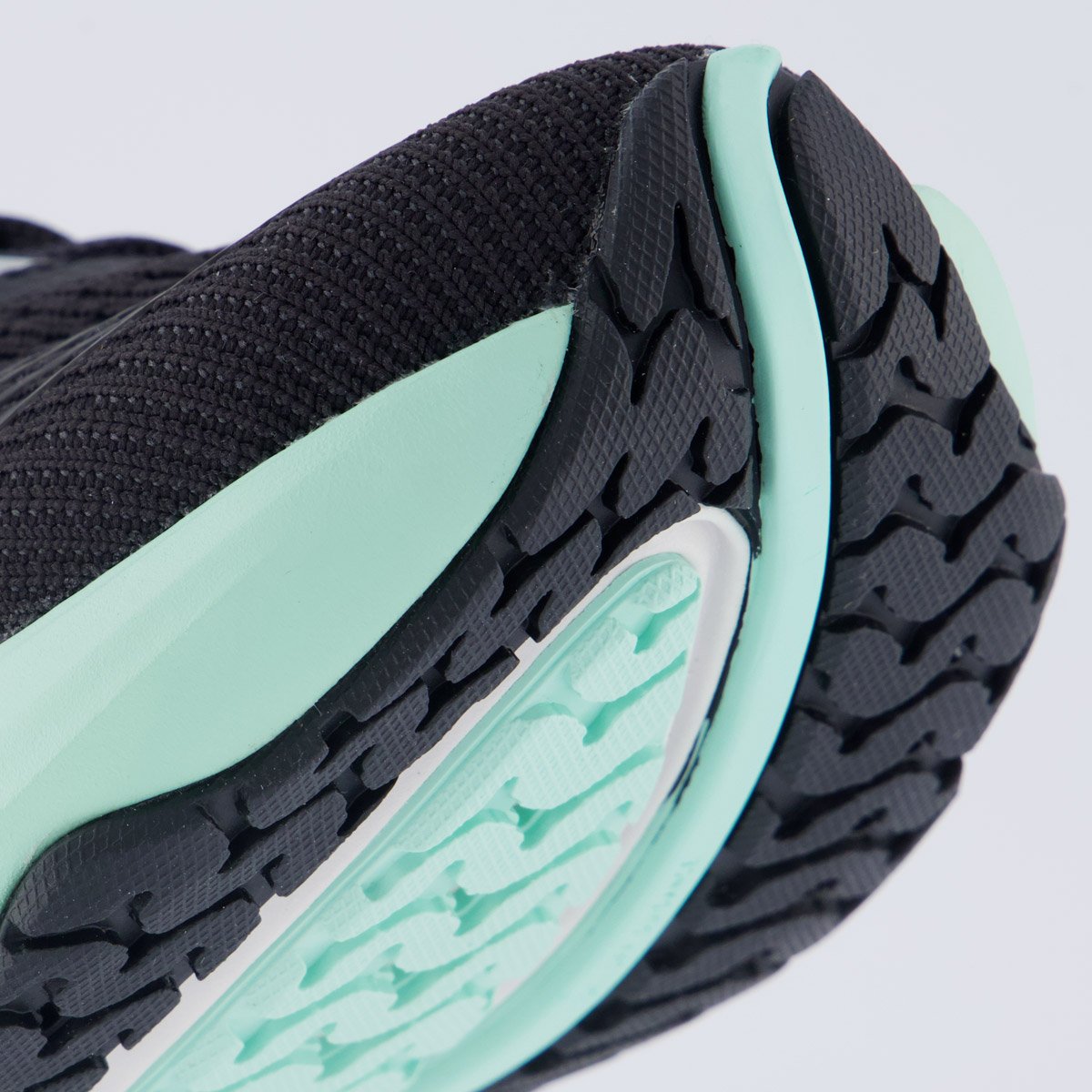 Tênis Puma Forever Run Nitro 2 Feminino Preto e Verde Preto/Verde 8