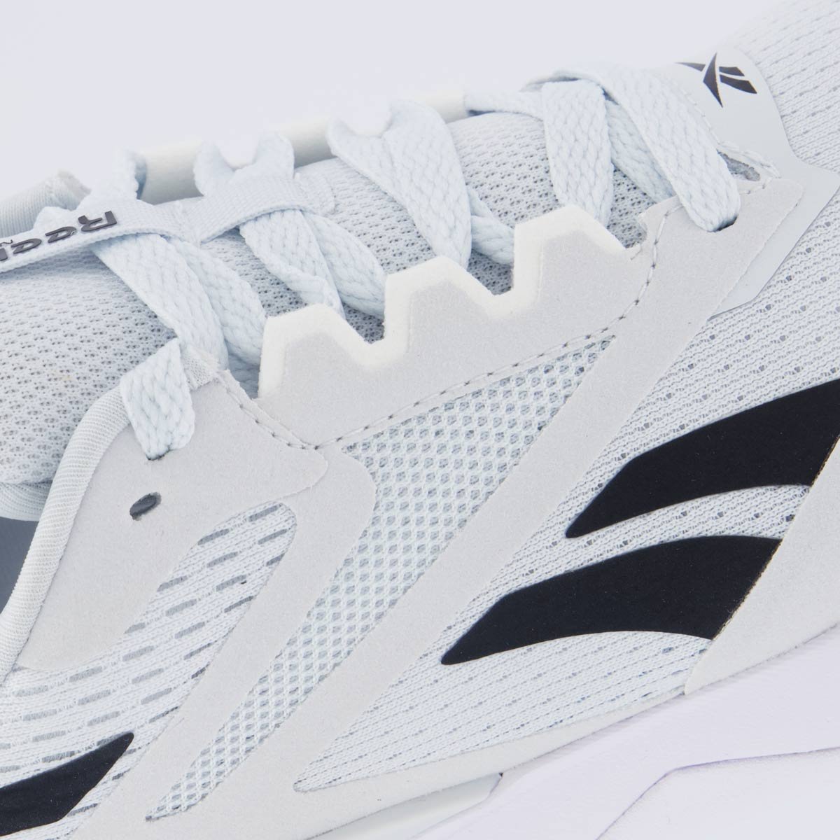 Tênis Reebok Nanoflex TR V2 Feminino Cinza Claro Cinza 7