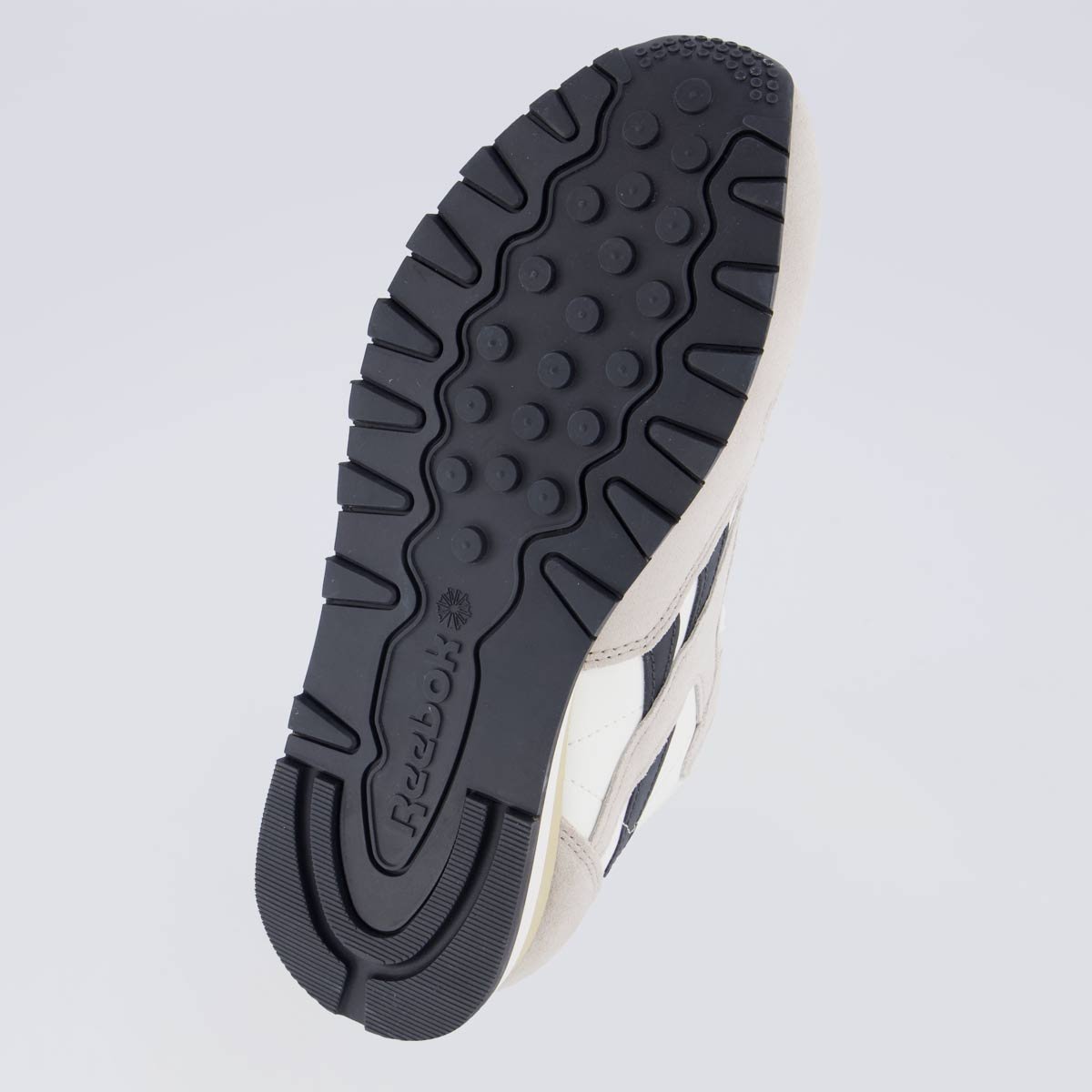Tênis Reebok Classic Cinza e Branco Branco/Cinza 5