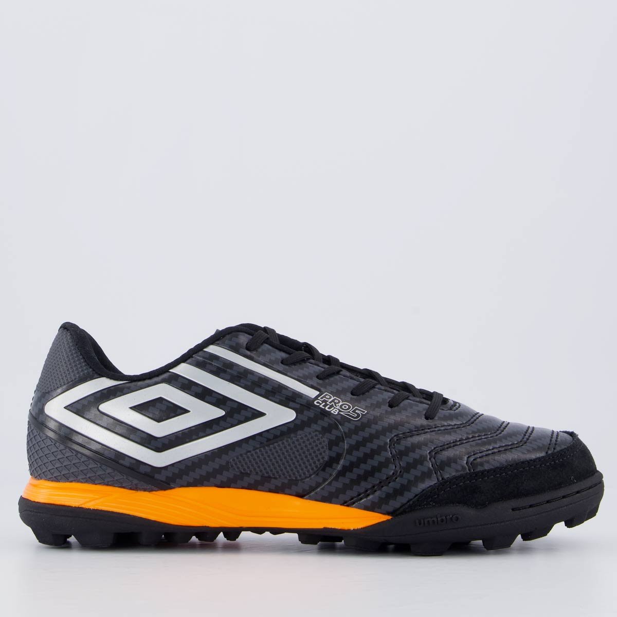 Chuteira Umbro Pro 5 Bump Club Society Preta e Laranja
