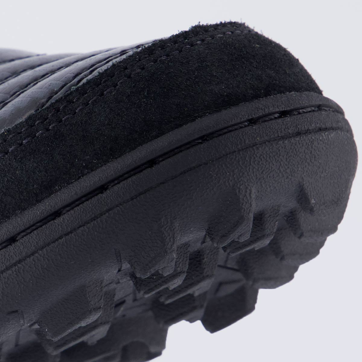 Chuteira Umbro Pro 5 Bump Club Society Preta e Laranja Preto/Laranja 8