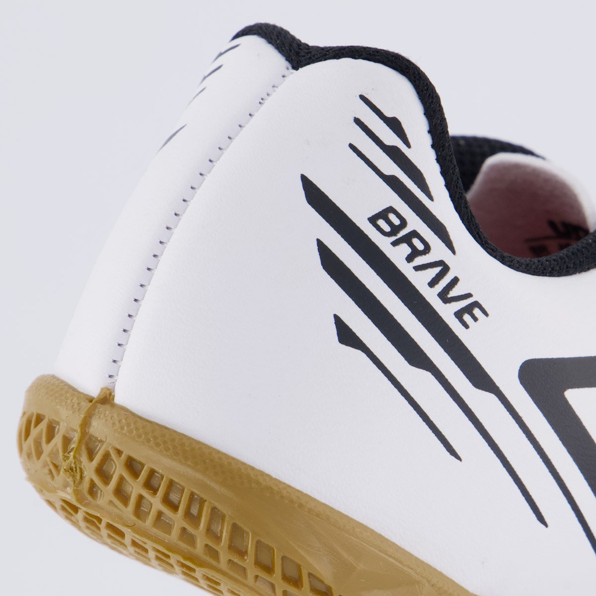 Chuteira Umbro Brave Futsal Juvenil Branca Branco/Preto 6