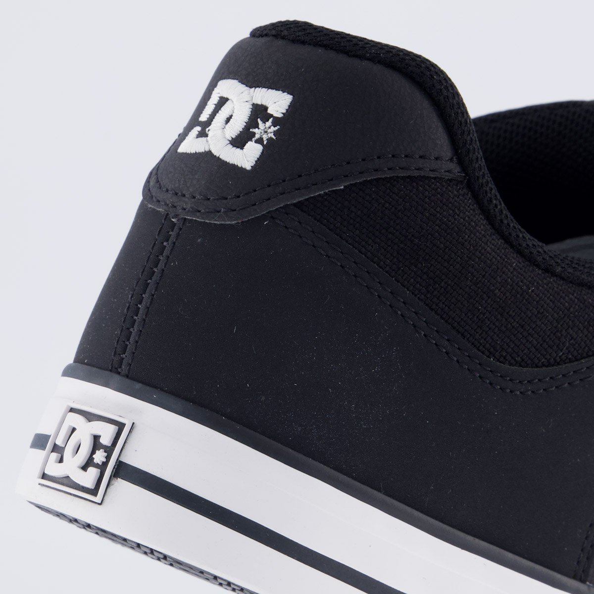 Tênis DC Shoes Pure Preto e Branco Preto/Branco 6