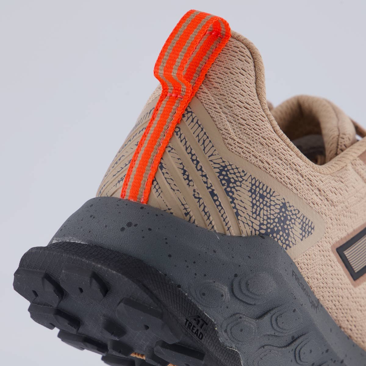 Tênis New Balance Fresh Foam Garoé Marrom Marrom/Cinza 6