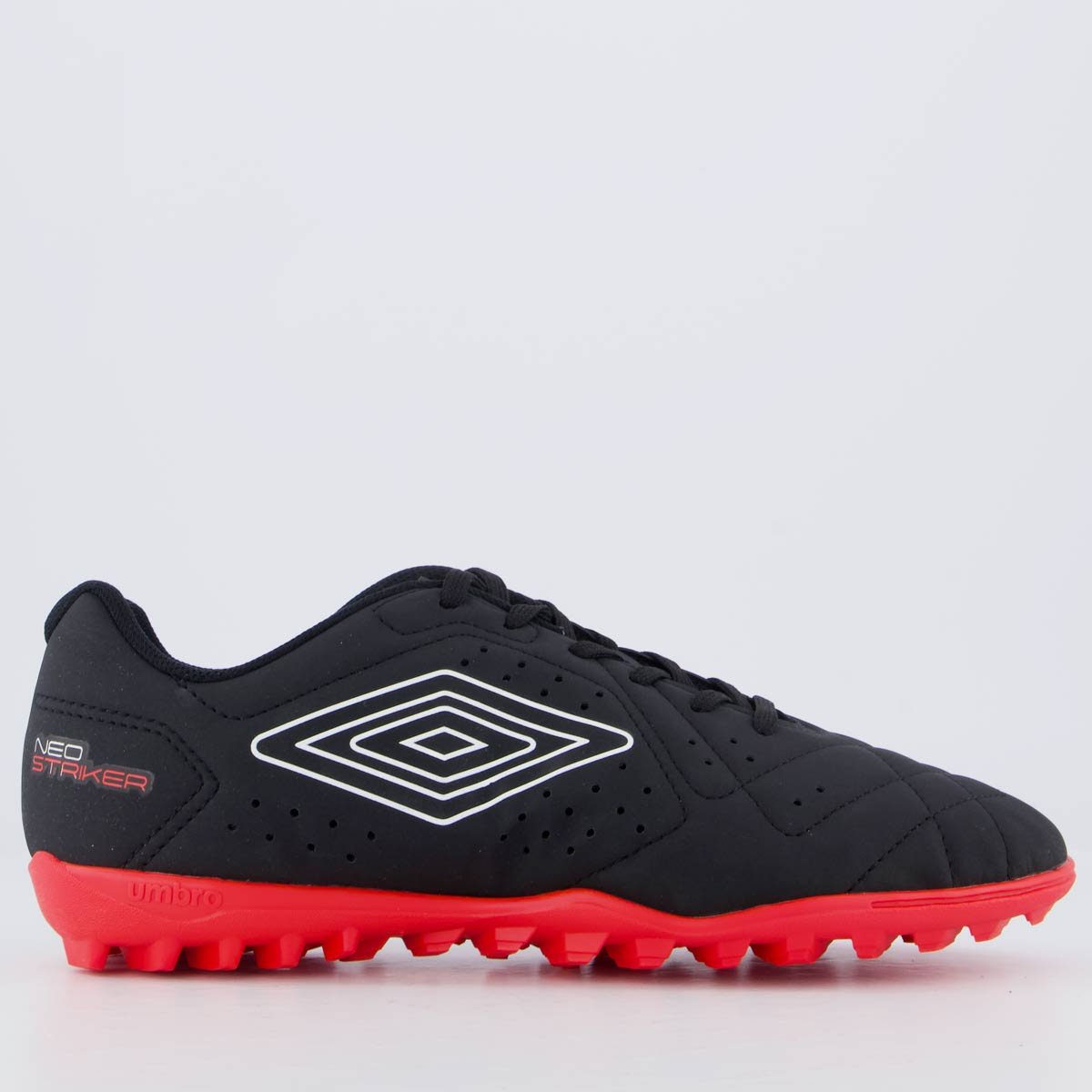 Chuteira Umbro Neo Striker Society I Preta e Vermelha