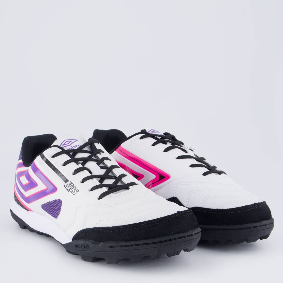 Chuteira Umbro Pro 5 Bump Club Society Branca e Preta Branco 2