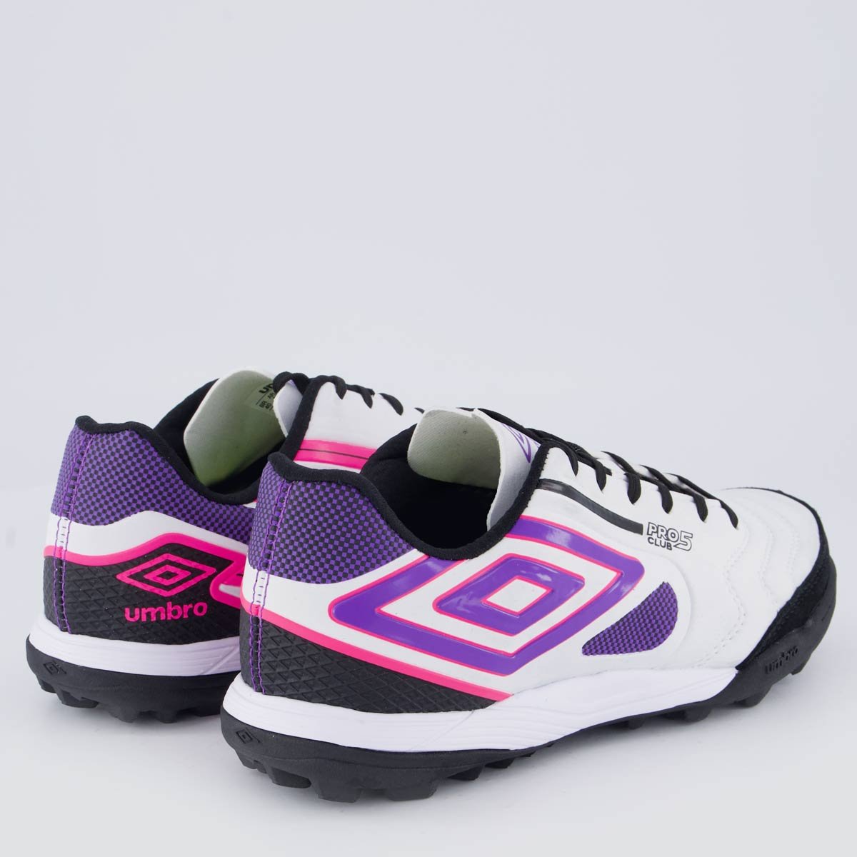 Chuteira Umbro Pro 5 Bump Club Society Branca e Preta Branco 3