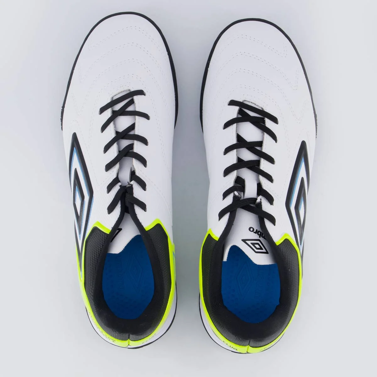 Chuteira Umbro Adamant Master Class Club Society Branca e Verde Branco 4