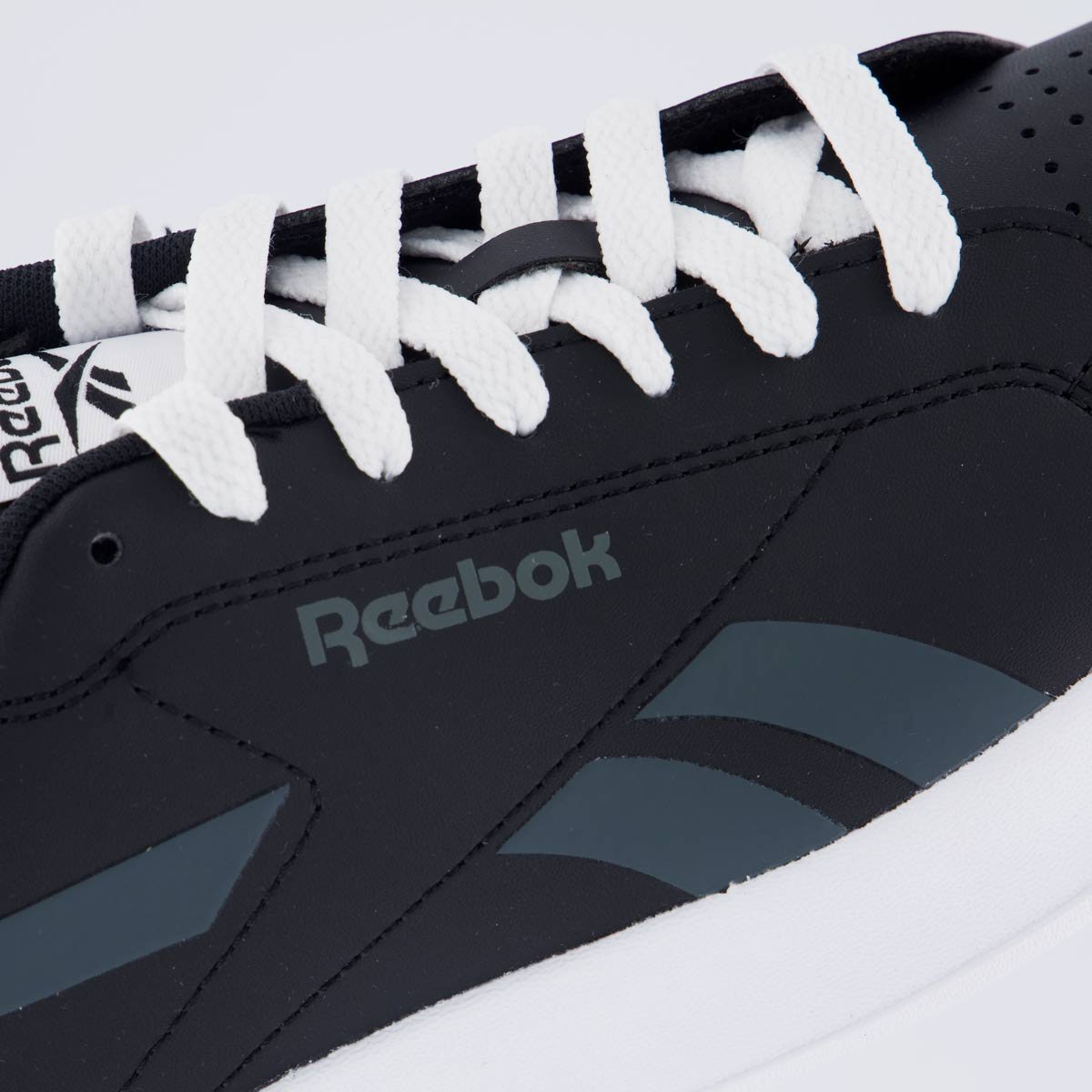 Tênis Reebok Prime Grounds Preto e Branco Preto 7