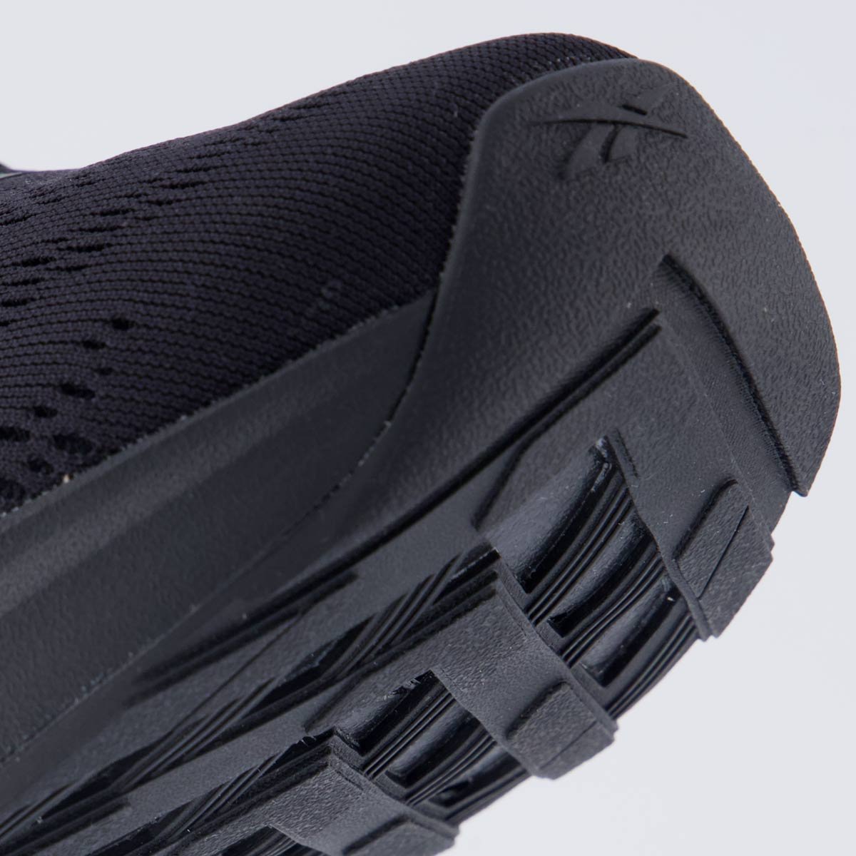 Tênis Reebok Zig Dynamica 6 Preto Preto 8